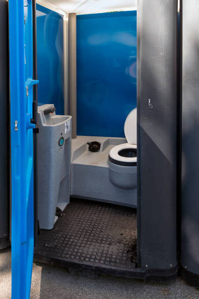 Portable Toilet Options We Offer in Kennesaw, GA